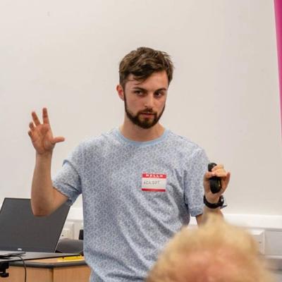 Elliot Evans Presenting at Staffs Web Meetup